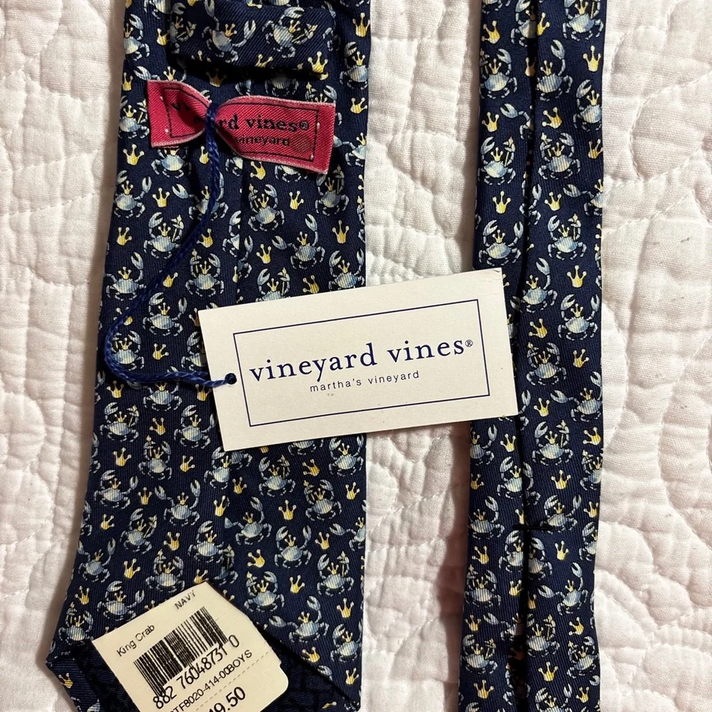 Vineyard Vines Navy Floral Tie - BOYS